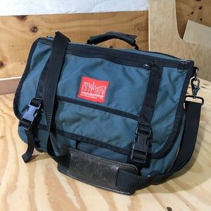 Manhattan Portage Wallstreeter Messenger Bag